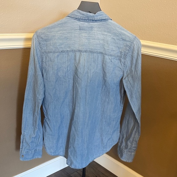Hollister Light Blue Denim Shirt - Picture 3 of 4